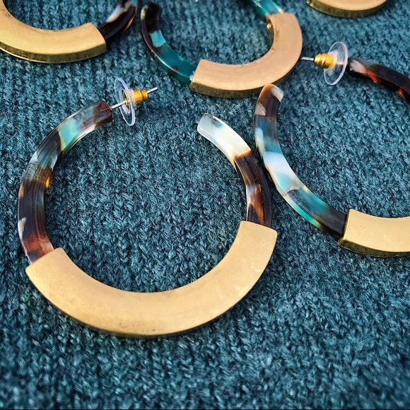 Acrylic & Gold Hoop Earrings - Picture 4 of 4